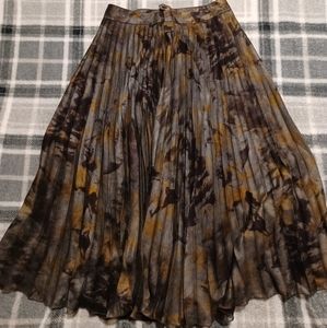 H&M Pleated Midi Skirt Multicolor Size 4